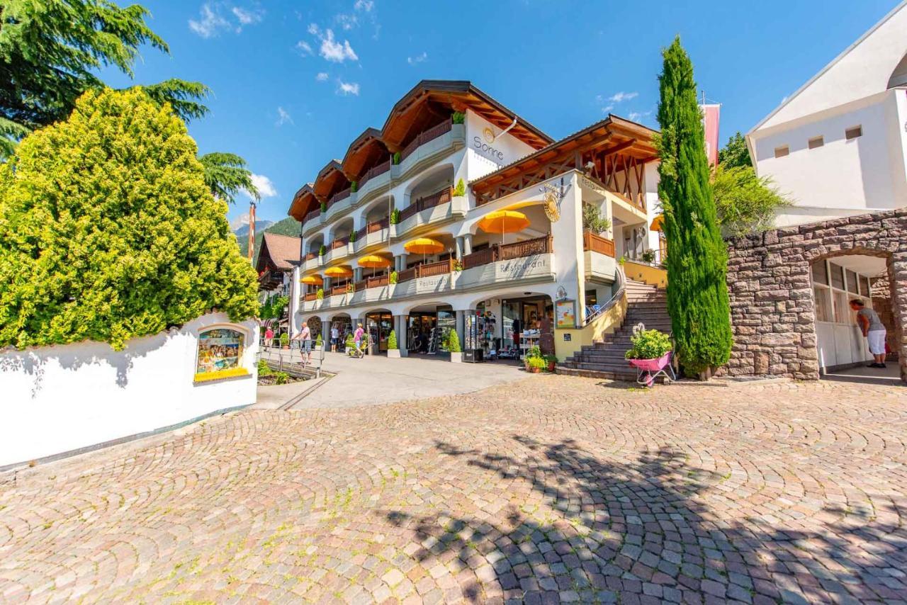 Hotel Sonne Dorf Tirol Exterior foto